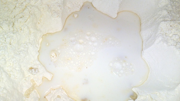 Kysnutý koláč s orechami (fotorecept) - obrázok 2