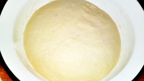 Kysnutý koláč s orechami (fotorecept) - obrázok 8