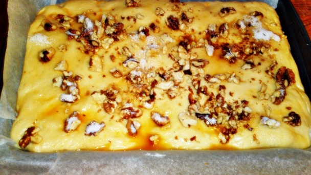 Kysnutý koláč s orechami (fotorecept) - obrázok 13