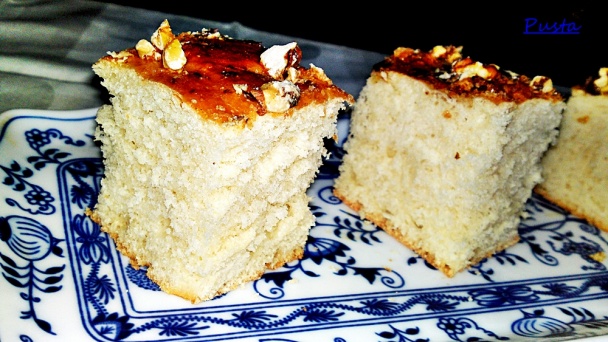 Kysnutý koláč s orechami (fotorecept) - obrázok 16