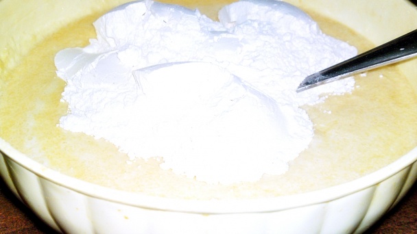 Prósza-slaný zemiakový koláč s kyslou smotanou (fotorecept) - obrázok 4