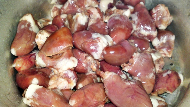 Kuracie srdiečka na smotane s estragónom (fotorecept) - obrázok 1