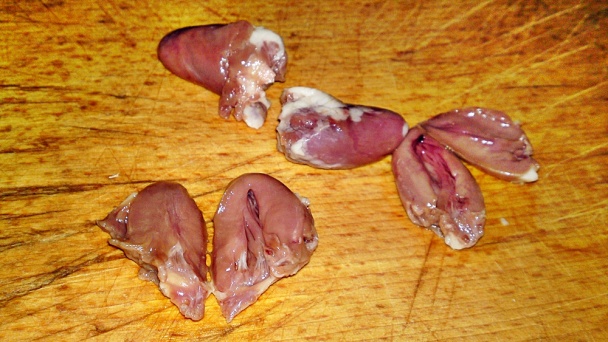 Kuracie srdiečka na smotane s estragónom (fotorecept) - obrázok 2