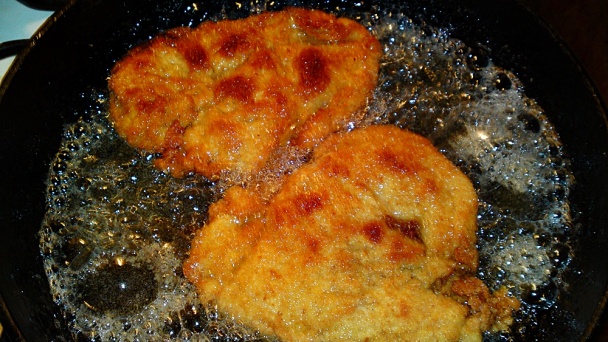 Vyprážané kuracie prsia plnené kuracou pečeňou (fotorecept) - obrázok 11