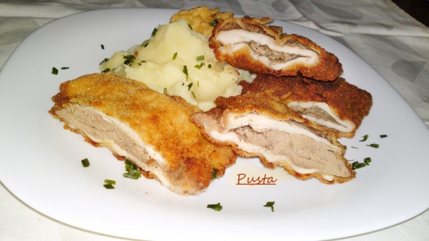 Vyprážané kuracie prsia plnené kuracou pečeňou (fotorecept) - obrázok 13