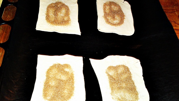 Jablkový koláč z lístkového cesta s karamelom (fotorecept) - obrázok 3