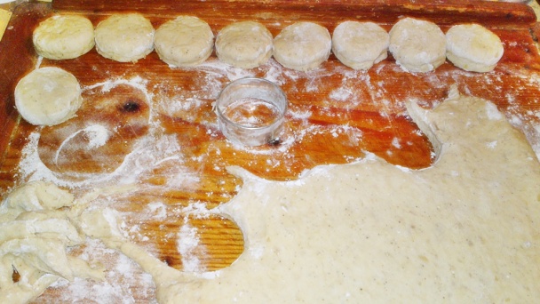 Zemiakové pagáče s cibuľou a s kyslou smotanou (fotorecept) - obrázok 7