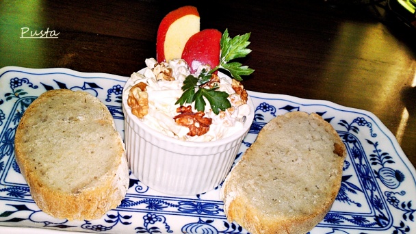 Šalát z jablka, zeleru, syra a orechov na môj spôsob (fotorecept) - obrázok 14