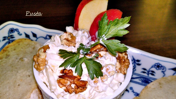 Šalát z jablka, zeleru, syra a orechov na môj spôsob (fotorecept) - obrázok 15