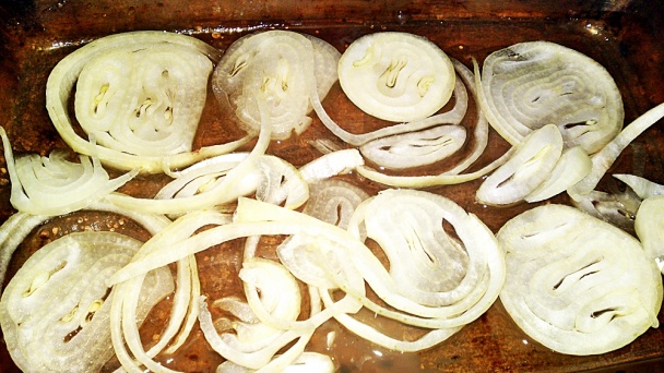 Kuracie prsia pečené na jablkách a na cibuli (fotorecept) - obrázok 2