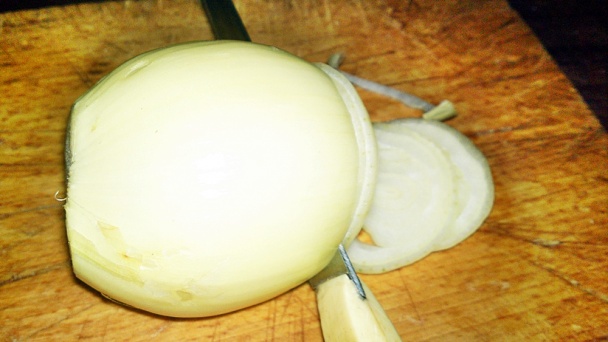 Kuracie prsia pečené na jablkách a na cibuli (fotorecept) - obrázok 1