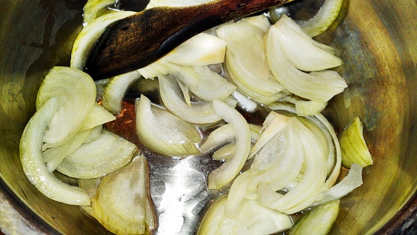 Závitky z kuracích pŕs plnené domácou paštétou z kuracej pečene (fotorecept) - obrázok 2