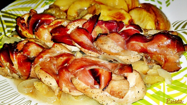 Vrkoče z kuracích pŕs so šunkou, s jablkami a cibuľou (fotorecept) - obrázok 13