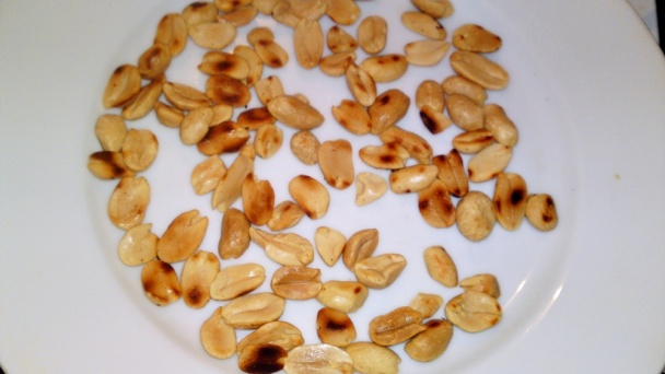 Šalát z valeriánky poľnej s arašidmi (fotorecept) - obrázok 2