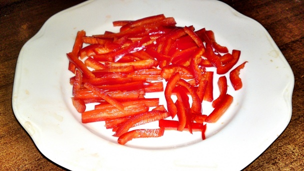 Šalát z valeriánky poľnej s arašidmi (fotorecept) - obrázok 6