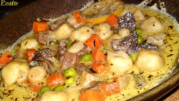 Polievka ragú zo srnčieho stehna so smrčkami a s estragónom (fotorecept) - obrázok 14