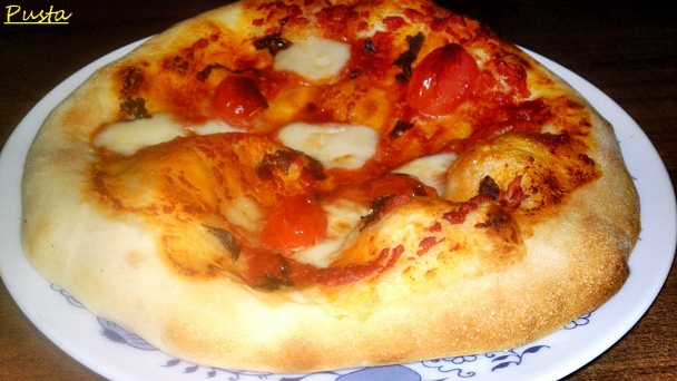 Pizza s mozarellou a datlovými paradajkami (fotorecept) - obrázok 7