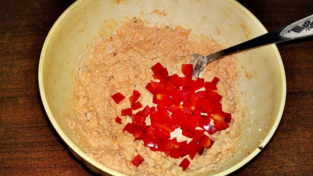 Jarná tvarohová nátierka s údenou paprikou (fotorecept) - obrázok 9