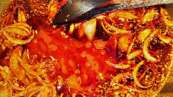 Teplý šošovicový šalát s údenou paprikou (fotorecept) - obrázok 6