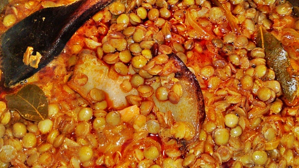 Teplý šošovicový šalát s údenou paprikou (fotorecept) - obrázok 9