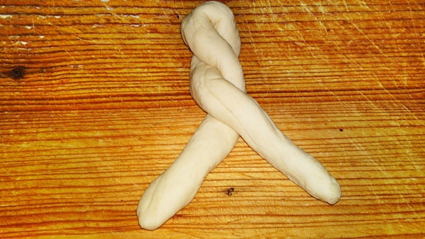 Veľkonočné krútené slané pečivo (fotorecept) - obrázok 8