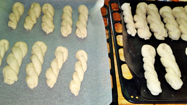 Veľkonočné krútené slané pečivo (fotorecept) - obrázok 9