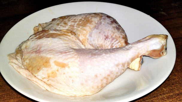 Pomaly pečené kuracie stehná na masle s bylinkami (fotorecept) - obrázok 1