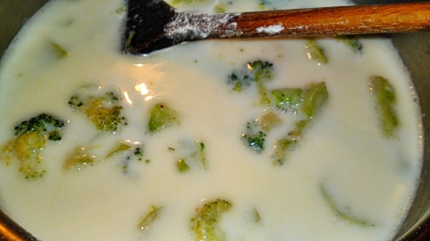 Veľkonočná brokolicová omáčka s volským okom (fotorecept) - obrázok 7