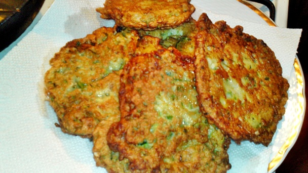 Zelené jarné placky so slnečnicovými semienkami (fotorecept) - obrázok 13