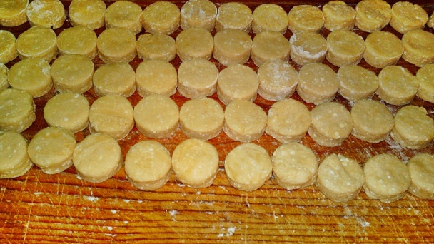 Rýchle jednoduché tvarohové pagáčiky (fotorecept) - obrázok 10