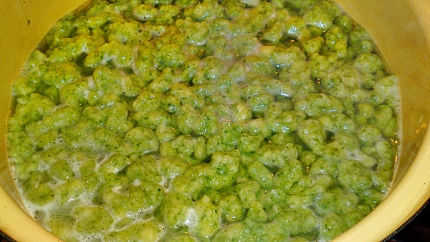 Špenátové halušky s vajcom (fotorecept) - obrázok 7