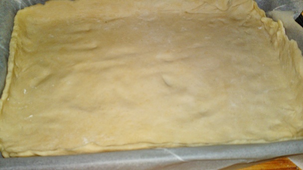 Jablkový koláč s marhuľovým džemom a s rumom (fotorecept) - obrázok 10