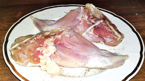 Pečené - dusené králičie stehná na masle a Chardonnay (fotorecept)  - obrázok 2