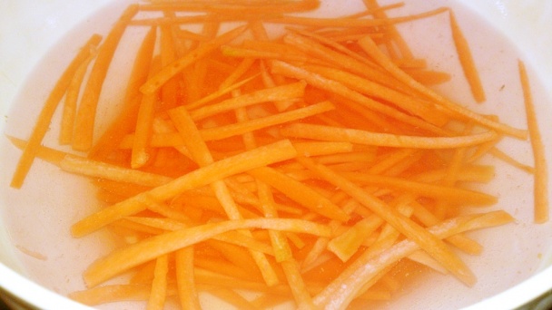 Opražané spaghetti so zeleninou (fotorecept) - obrázok 2