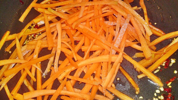 Opražané spaghetti so zeleninou (fotorecept) - obrázok 7