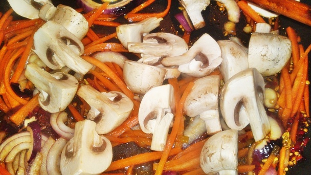 Opražané spaghetti so zeleninou (fotorecept) - obrázok 10