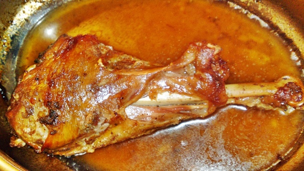 Židovské morčacie stehno na horčici a majoráne (fotorecept) - obrázok 12