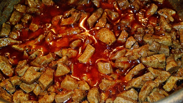 Restovaná bravčová pečeň na maďarský spôsob (fotorecept) - obrázok 8