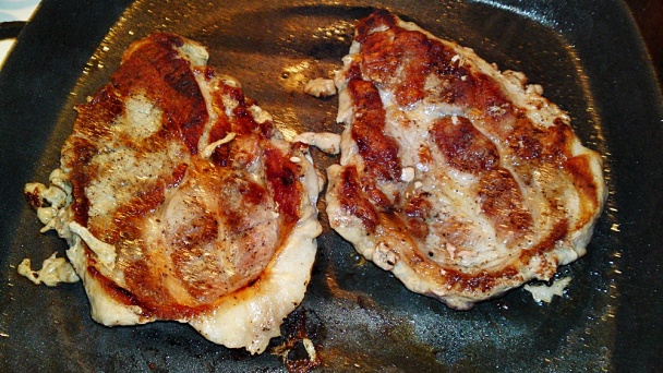 Grilovaná krkovička so šalátom z rukoly (fotorecept) - obrázok 5