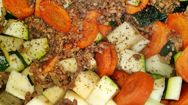 Letný zeleninový hrniec s mletým jahňacím mäsom (fotorecept) - obrázok 8