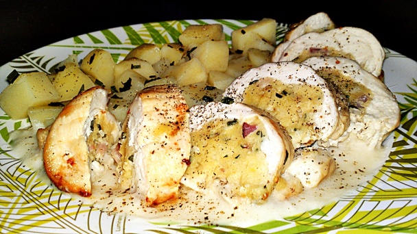 Plnená roláda z kuracích pŕs s citrónovou omáčkou (fotorecept) - obrázok 13