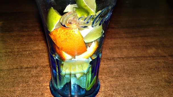 Cocktail z pomaranča, limetky a citróna (fotorecept) - obrázok 2