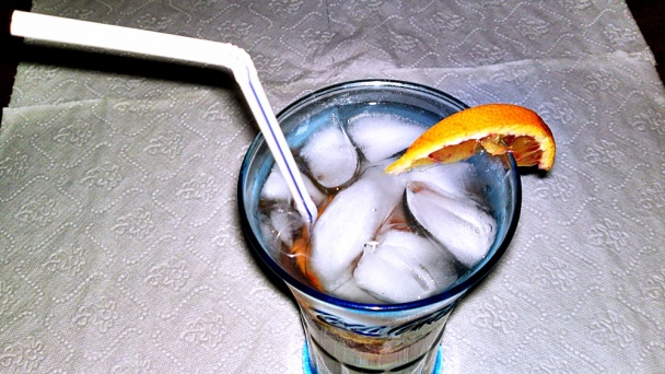 Cocktail z pomaranča, limetky a citróna (fotorecept) - obrázok 9