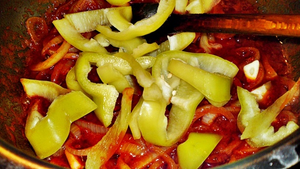 Pikantné lečo s cuketou s údenou paprikou na prírodno (fotorecept) - obrázok 7