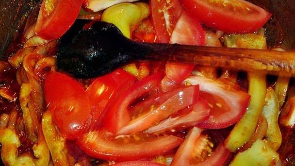 Pikantné lečo s cuketou s údenou paprikou na prírodno (fotorecept) - obrázok 8