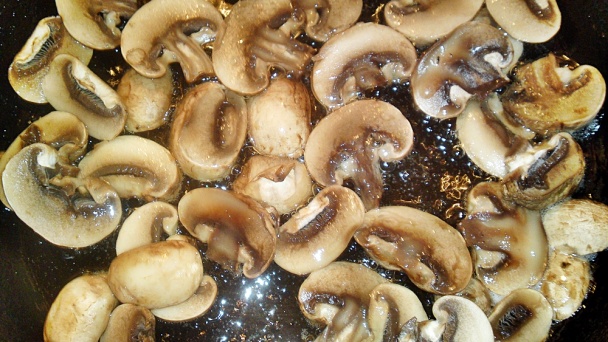 Roštenka na údenej paprike a šampiňónoch (fotorecept) - obrázok 3