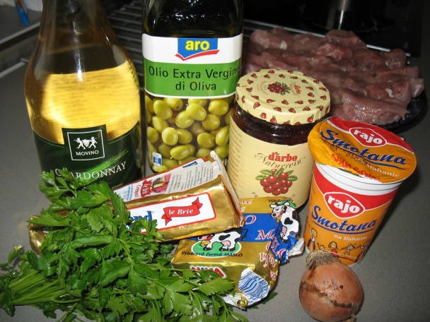  Bravčová panenka zapečená s brusnicami a hermelínom (fotorecept) - obrázok 1