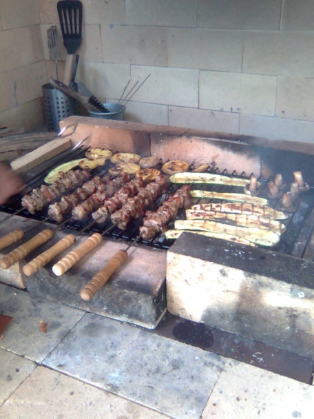 Grécka grilovačka na Slovensku po slovensky - obrázok 6