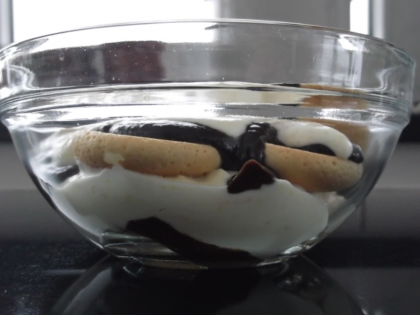 Čokoládovo-smotanovo-jahodová mňamka s chilli (fotorecept) - obrázok 9