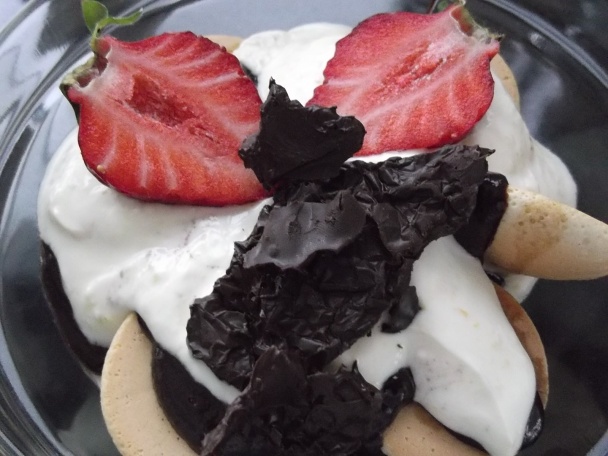 Čokoládovo-smotanovo-jahodová mňamka s chilli (fotorecept) - obrázok 11